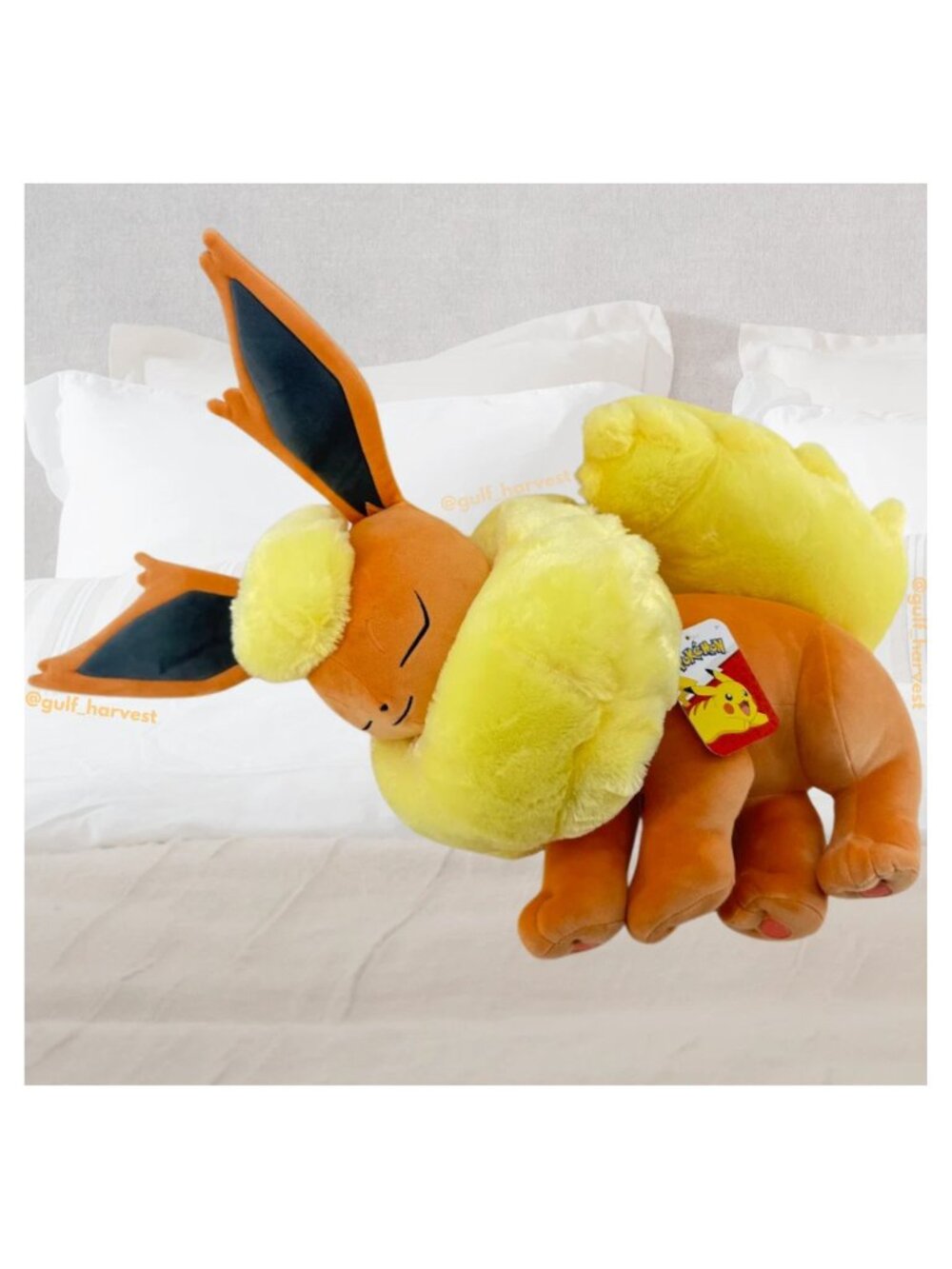 Pokémon Flareon 18" Evolutions Sleeping Plush Buddy by Jazwares - NEW WITH TAGS